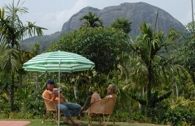 Sunbird Garden Resort Krishnagiri Екстер'єр фото